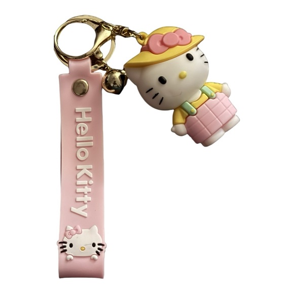 Hello Kitty Keychain - Picture 5 of 5